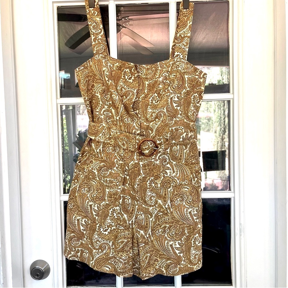 House of Harlow 1960 Vintage Style Paisley Playsuit Romper NWT (Size 6)